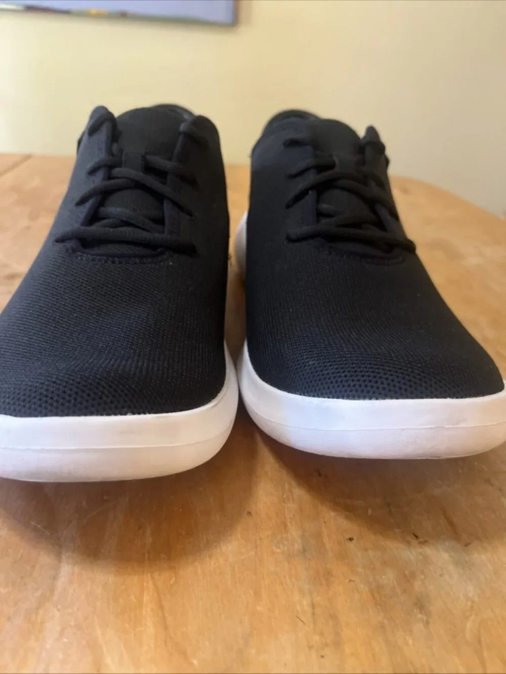 Kizik Madrid Eco Knit Blackout Sneakers Shoes Men's 13 Women’s 14.5 Hands Free